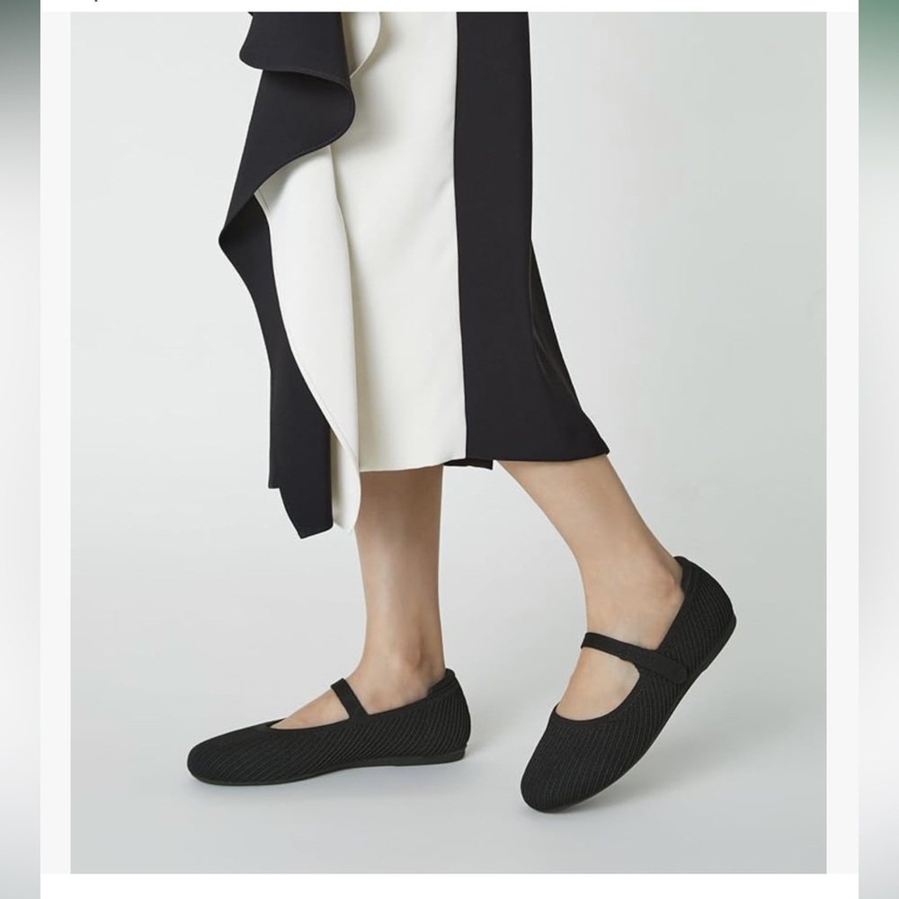 Super Comfy Ballet Flats Mary Jane Shoe with Adjustable Strap and Washable Knit